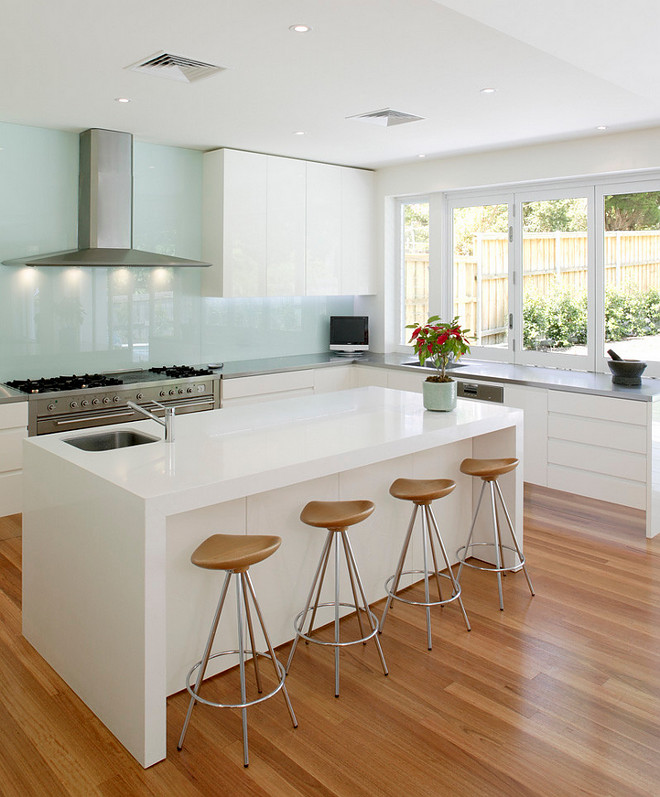 clear-glass-splashbacks